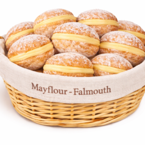 Sonho recheado (doce de leite / goiabada / crème de confeiteiro) | Sonho recheado (doce de leite / goiabada / crème de confeiteiro)